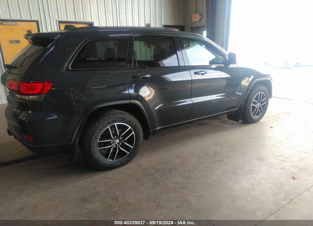 2017 CHEROKEE JEEP GRAND  TRAILHAWK 4X4 VIN: 1C4RJFLG3HC842647