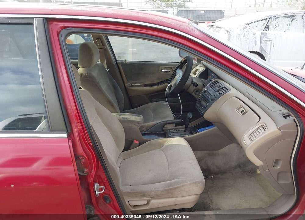 2002 HONDA ACCORD 2.3 EX/2.3 SE VIN: 1HGCG66842A150796