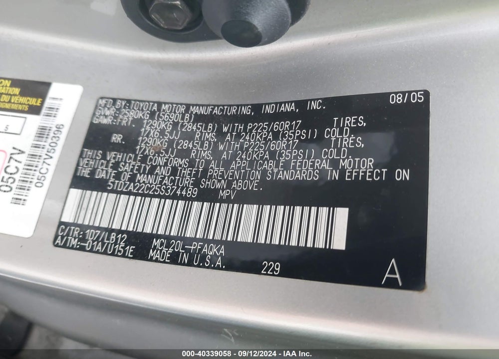 2005 TOYOTA SIENNA XLE VIN: 5TDZA22C25S374489