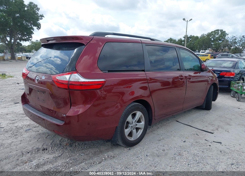 2017 TOYOTA SIENNA LE 8 PASSENGER VIN: 5TDKZ3DC4HS779349