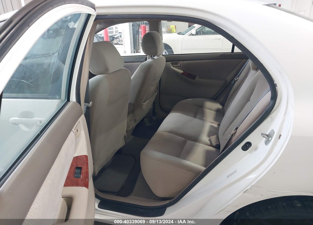2008 TOYOTA COROLLA LE VIN: 1NXBR32E08Z014098