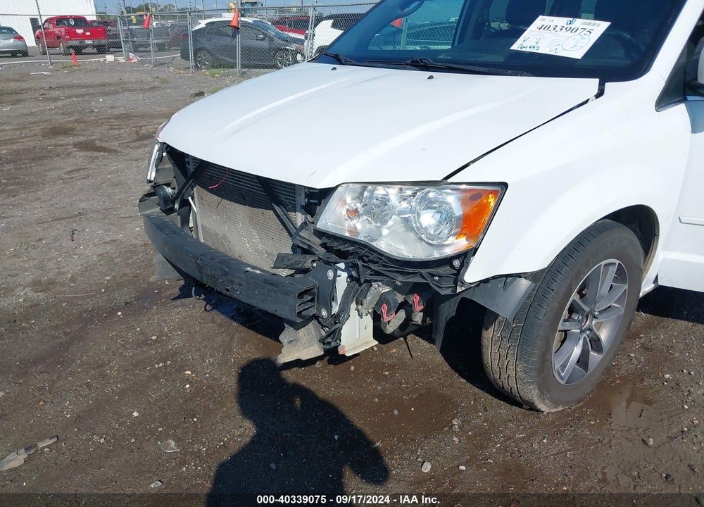 2017 DODGE GRAND CARAVAN SXT VIN: 2C4RDGCG3HR760941