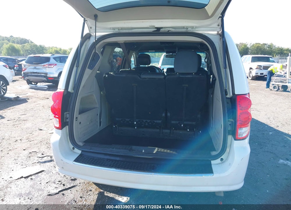 2017 DODGE GRAND CARAVAN SXT VIN: 2C4RDGCG3HR760941