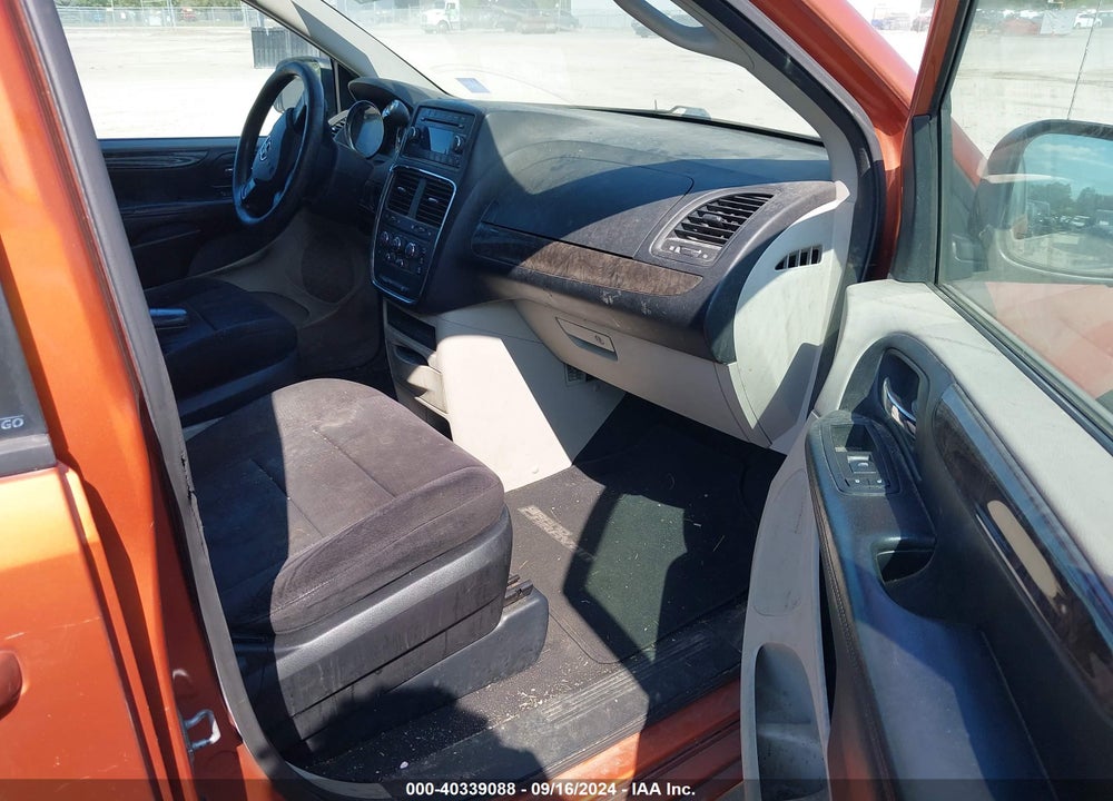 2011 DODGE GRAND CARAVAN EXPRESS VIN: 2D4RN4DG0BR697107