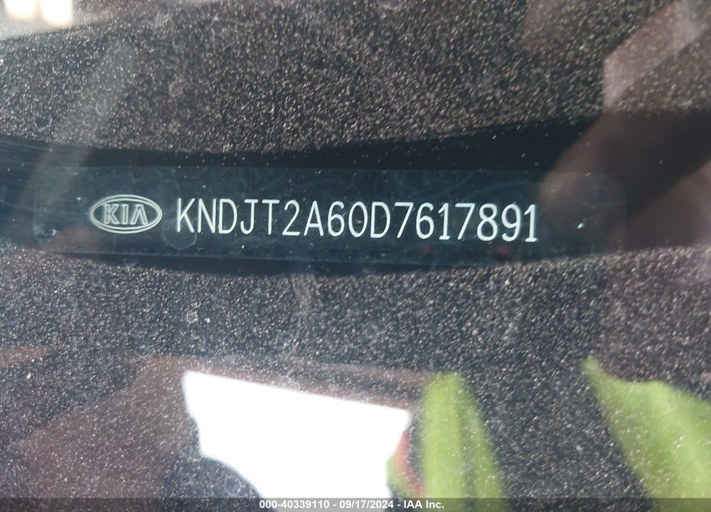 2013 KIA SOUL VIN: KNDJT2A60D7617891
