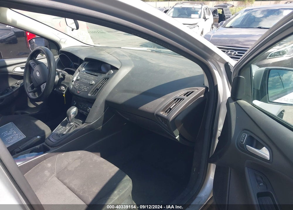 2017 FORD FOCUS SE VIN: 1FADP3K25HL285968