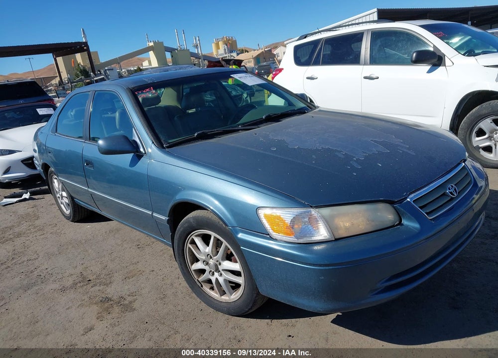 2001 TOYOTA CAMRY XLE V6 VIN: 4T1BF28K41U961215