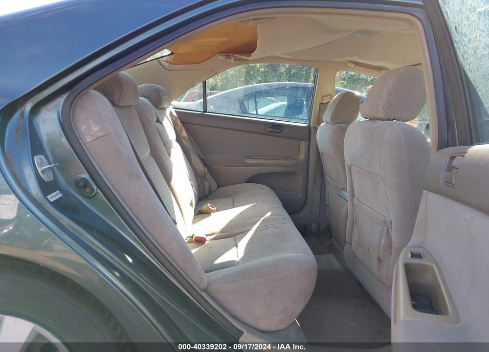 2004 TOYOTA CAMRY LE VIN: 4T1BE32K14U261125