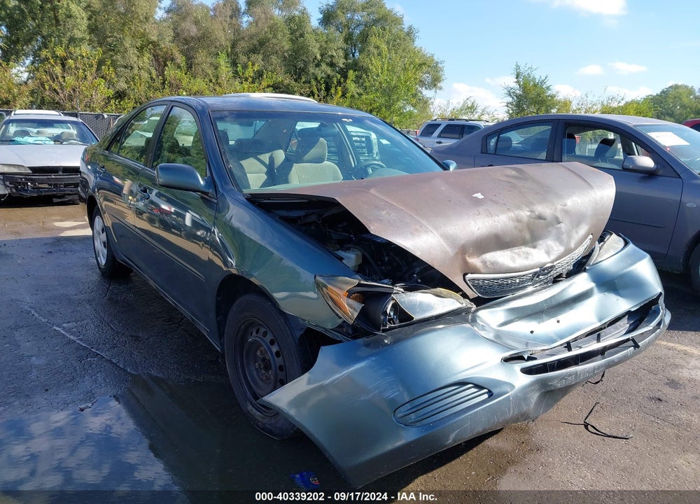 2004 TOYOTA CAMRY LE VIN: 4T1BE32K14U261125