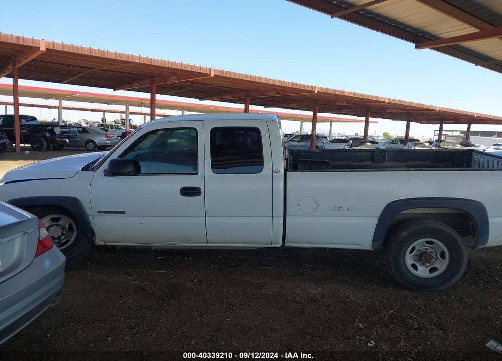 2002 CHEVROLET SILVERADO 2500HD VIN: 1GCHK29U92E180115