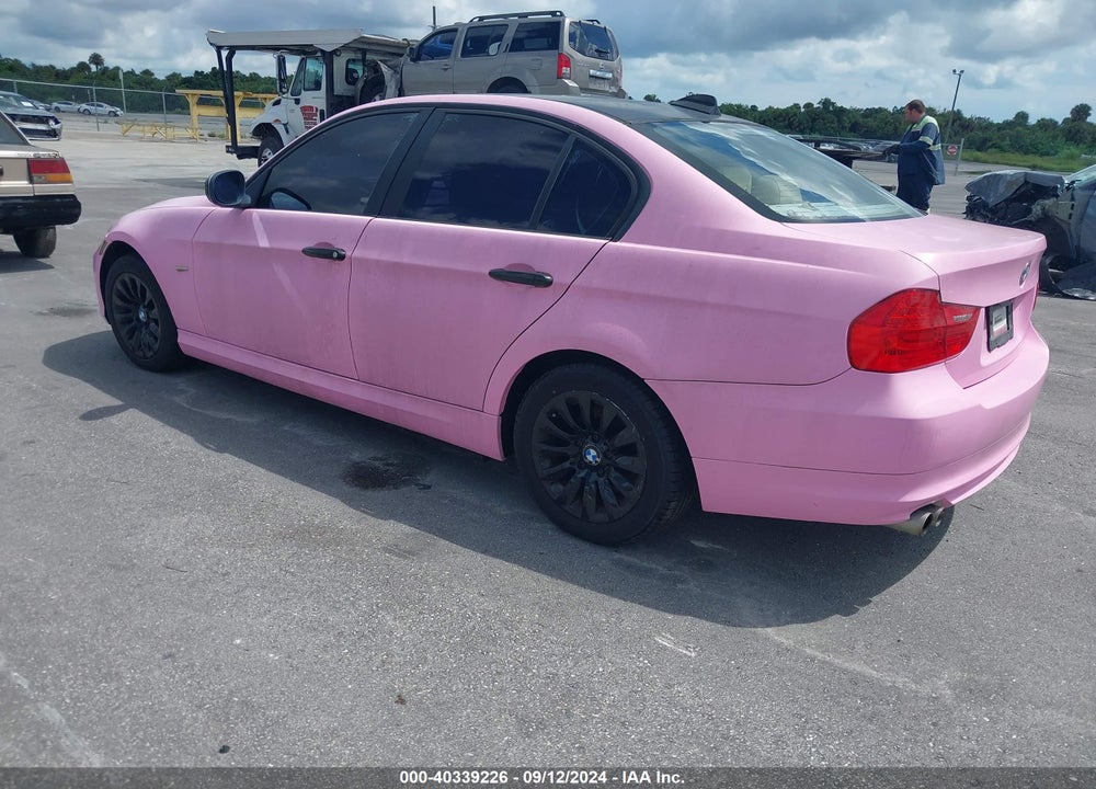 2009 BMW 328I VIN: WBAPH77599NL82222