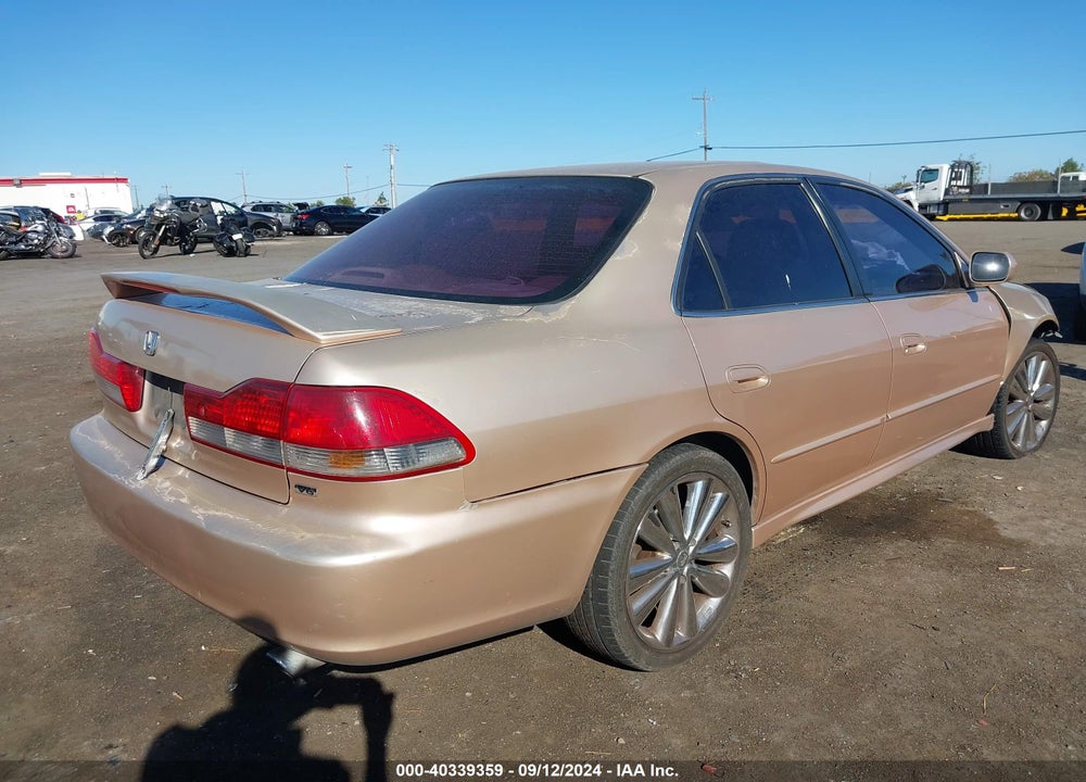 2002 HONDA ACCORD 3.0 EX VIN: 1HGCG16502A068556