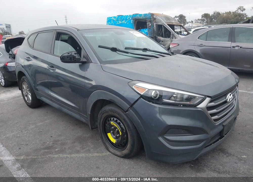 2017 HYUNDAI TUCSON SE VIN: KM8J23A45HU423108