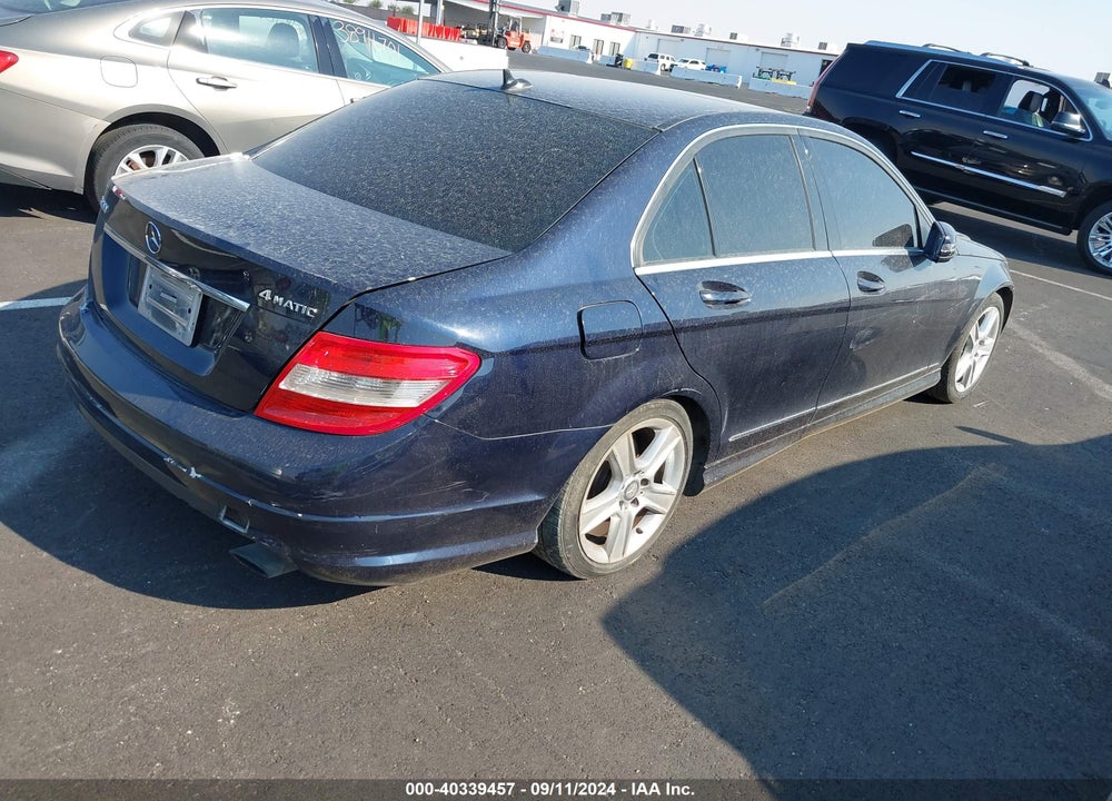 2011 MERCEDES-BENZ C 300 LUXURY 4MATIC/SPORT 4MATIC VIN: WDDGF8BB5BR157280