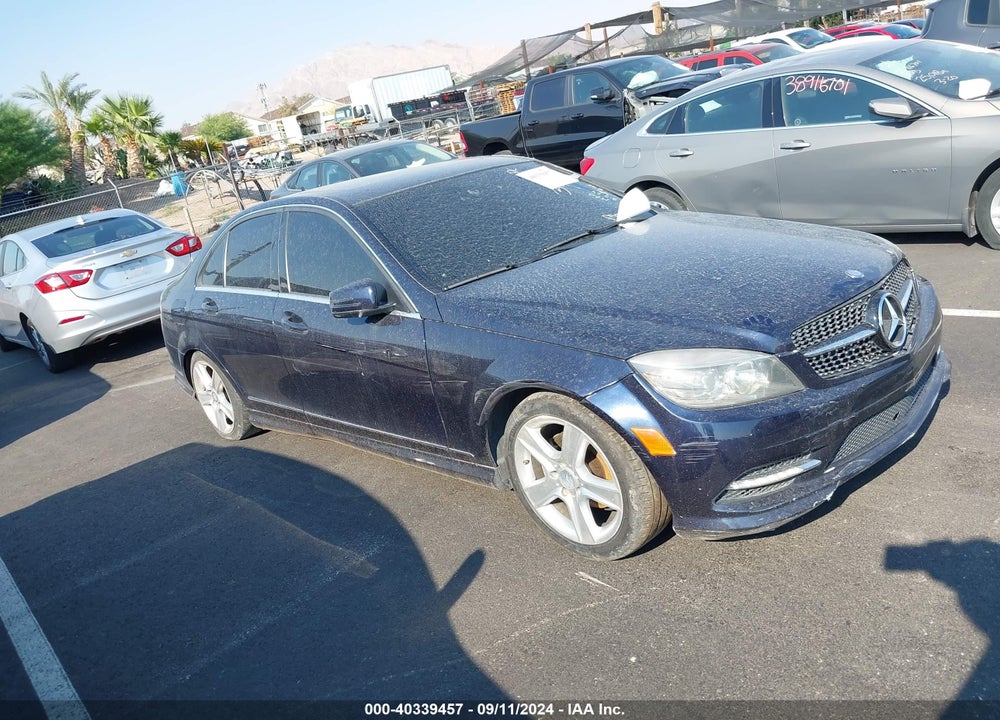 2011 MERCEDES-BENZ C 300 LUXURY 4MATIC/SPORT 4MATIC VIN: WDDGF8BB5BR157280