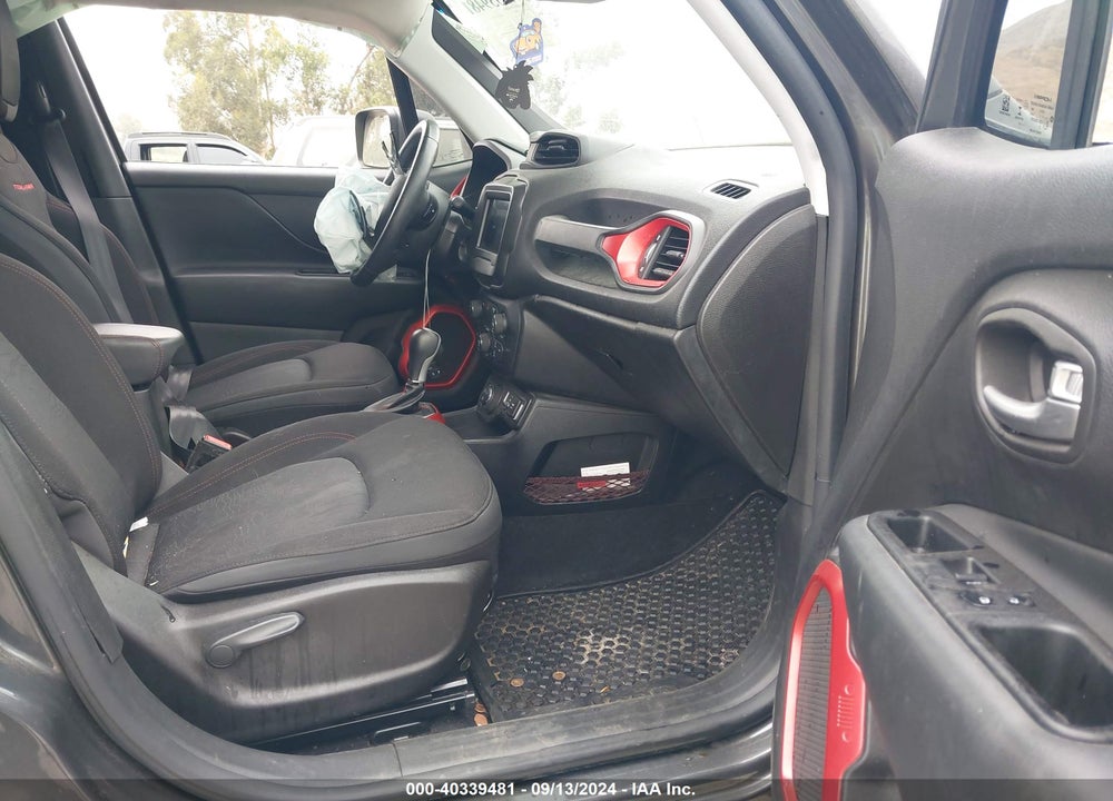 2019 JEEP RENEGADE TRAILHAWK 4X4 VIN: ZACNJBC17KPK38408