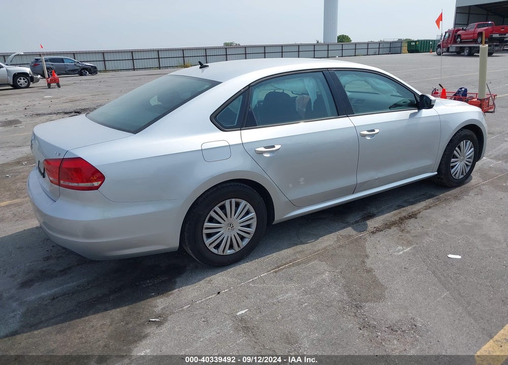 2014 VOLKSWAGEN PASSAT 1.8T S VIN: 1VWAS7A3XEC095931