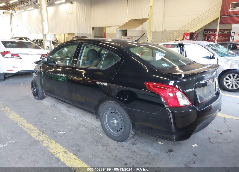 2018 NISSAN VERSA 1.6 SV VIN: 3N1CN7AP0JL844081