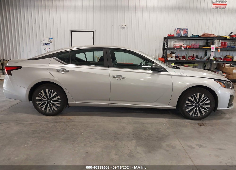 2024 NISSAN ALTIMA SV FWD VIN: 1N4BL4DVXRN375977
