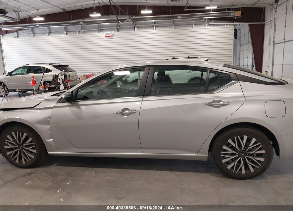 2024 NISSAN ALTIMA SV FWD VIN: 1N4BL4DVXRN375977