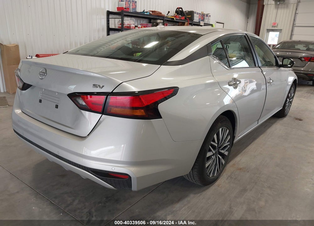 2024 NISSAN ALTIMA SV FWD VIN: 1N4BL4DVXRN375977