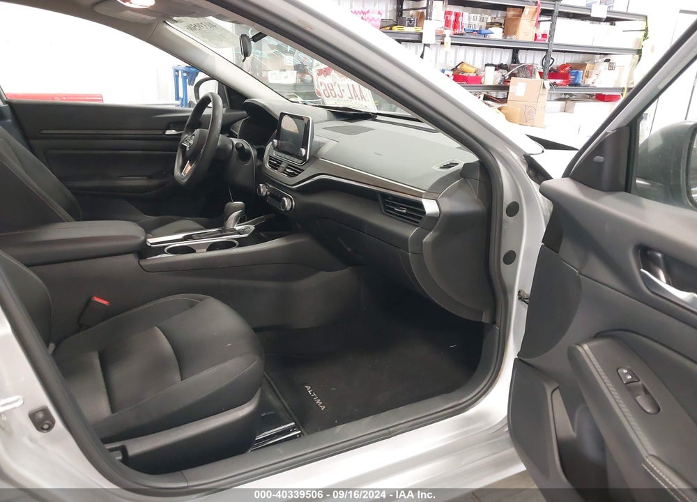 2024 NISSAN ALTIMA SV FWD VIN: 1N4BL4DVXRN375977