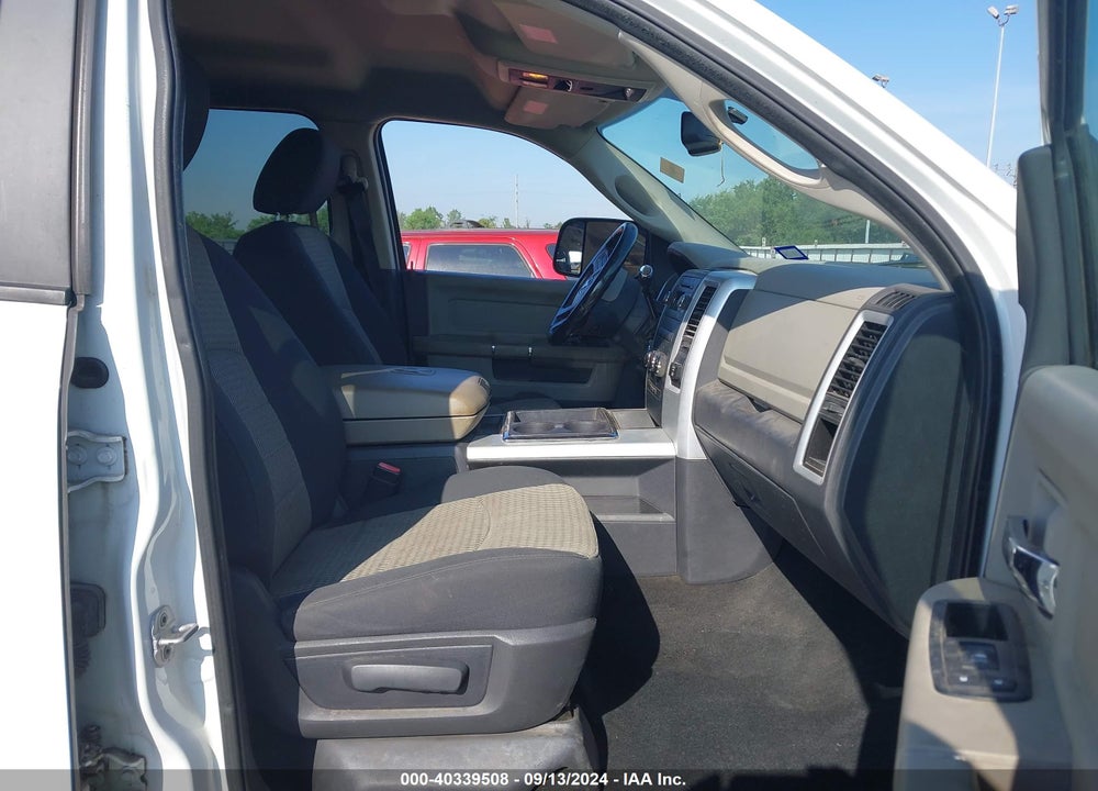 2011 RAM 2500 SLT VIN: 3D7TT2CTXBG630120