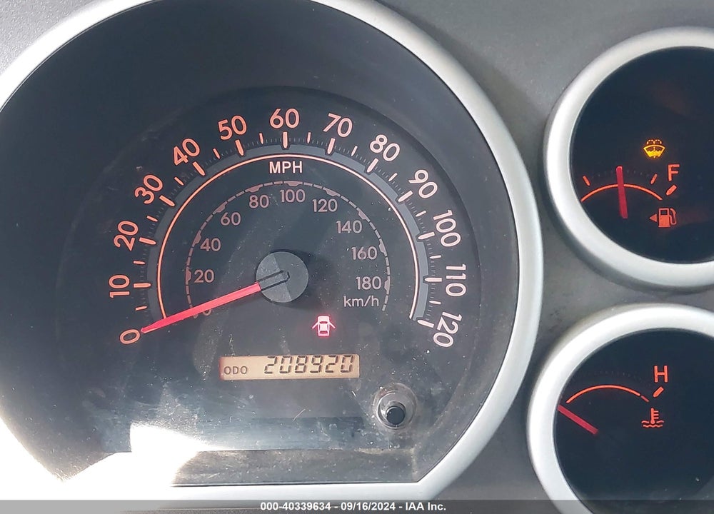2010 TOYOTA TUNDRA GRADE 5.7L V8 VIN: 5TFUY5F18AX144248