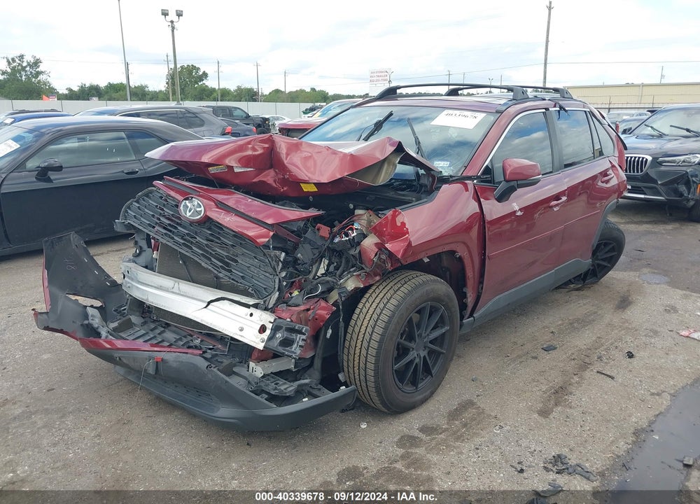 2020 TOYOTA RAV4 XLE VIN: 2T3W1RFV8LW103620