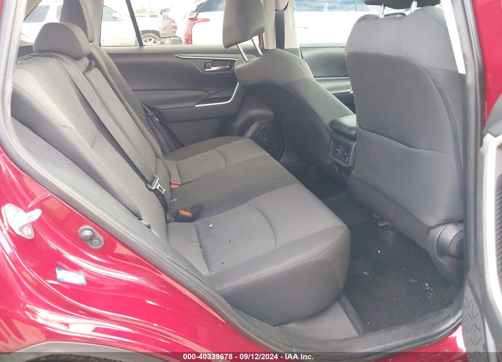 2020 TOYOTA RAV4 XLE VIN: 2T3W1RFV8LW103620