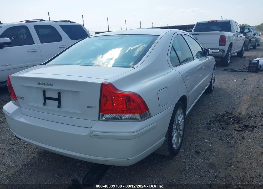 2007 VOLVO S60 2.5T VIN: YV1RS592772628844