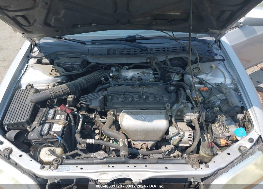 2001 HONDA ACCORD 2.3 EX VIN: 1HGCG32771A031070