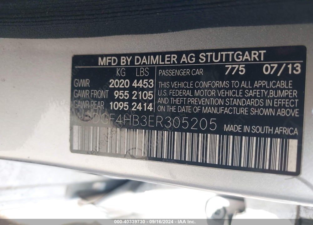 2014 MERCEDES-BENZ C 250 LUXURY/SPORT VIN: WDDGF4HB3ER305205