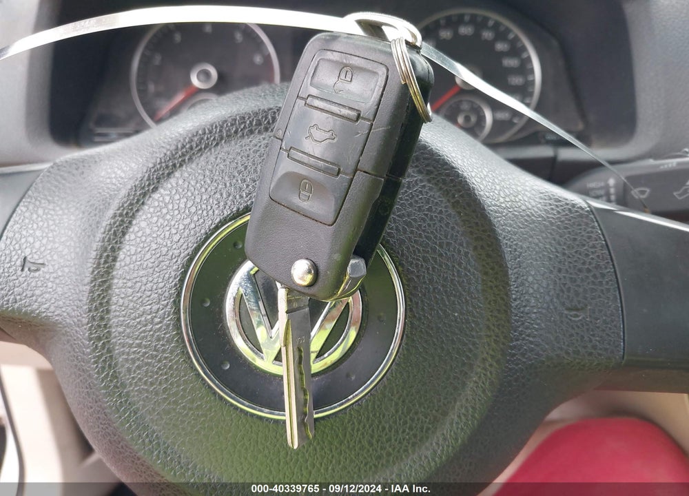 2010 VOLKSWAGEN JETTA SE VIN: 3VWRX7AJ4AM051905