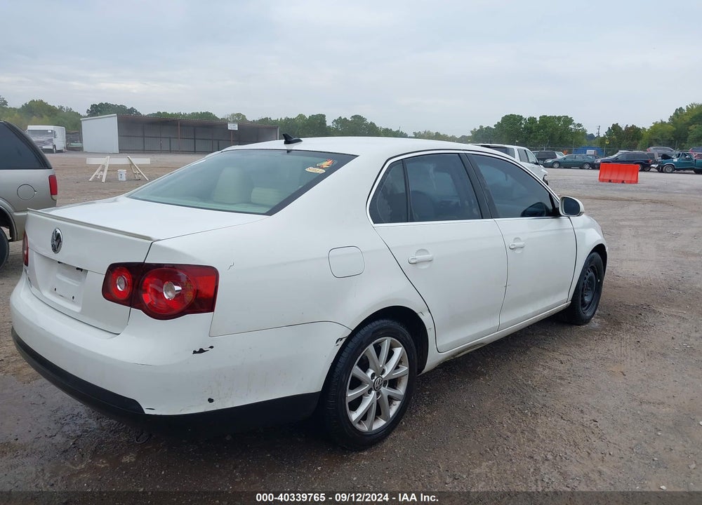 2010 VOLKSWAGEN JETTA SE VIN: 3VWRX7AJ4AM051905