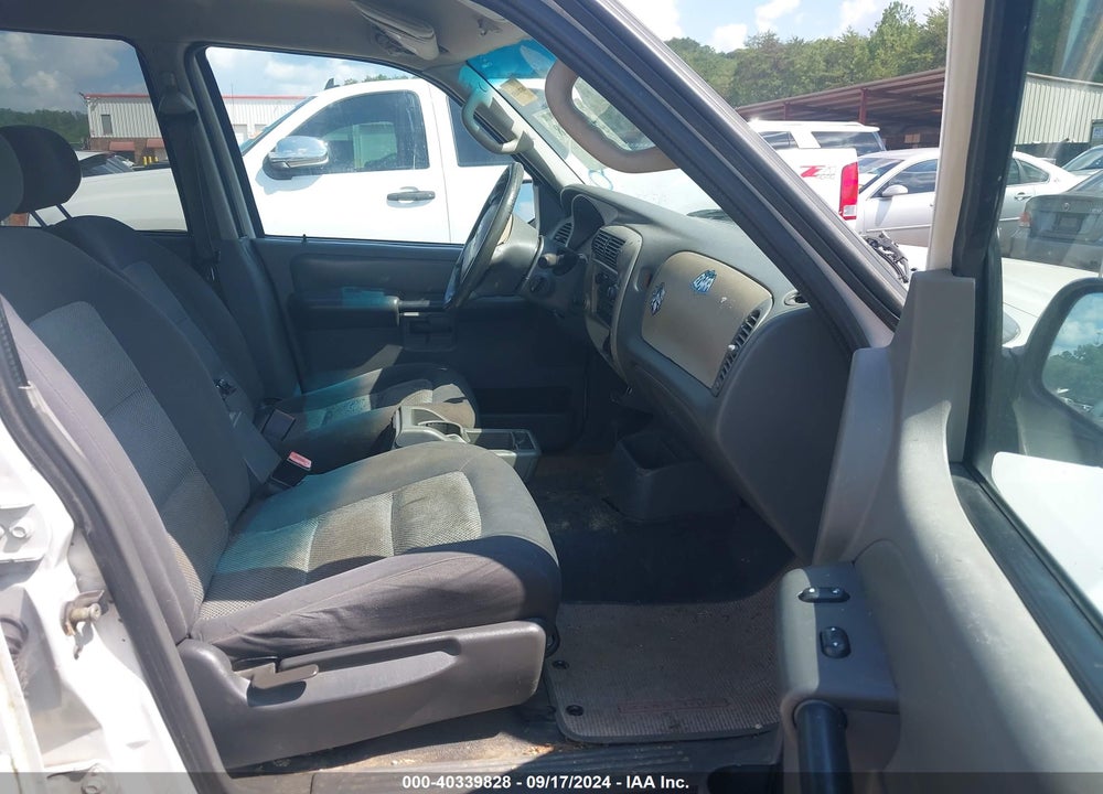 2004 FORD EXPLORER SPORT TRAC ADRENALIN/XLS/XLT VIN: 1FMZU67KX4UB72990