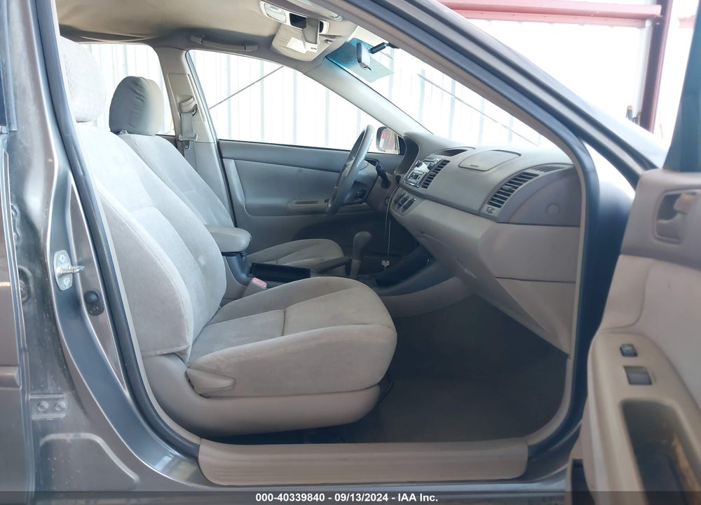 2004 TOYOTA CAMRY LE VIN: 4T1BE32KX4U934865