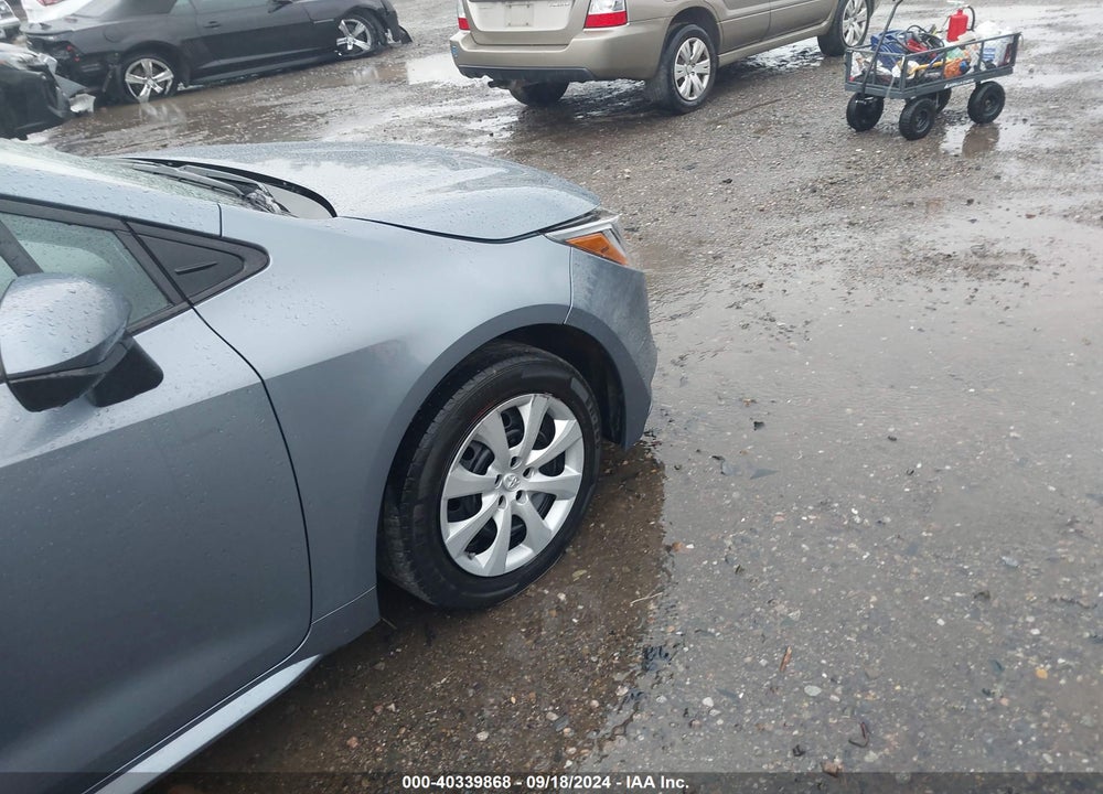 2022 TOYOTA COROLLA LE VIN: 5YFEPMAE3NP329386