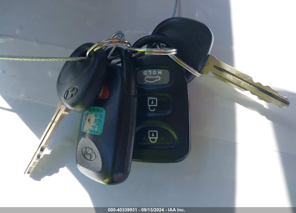 2012 HYUNDAI ELANTRA LIMITED (ULSAN PLANT) VIN: KMHDH4AE2CU256645