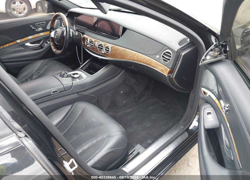 2014 MERCEDES-BENZ S 550 VIN: WDDUG8CB7EA043038
