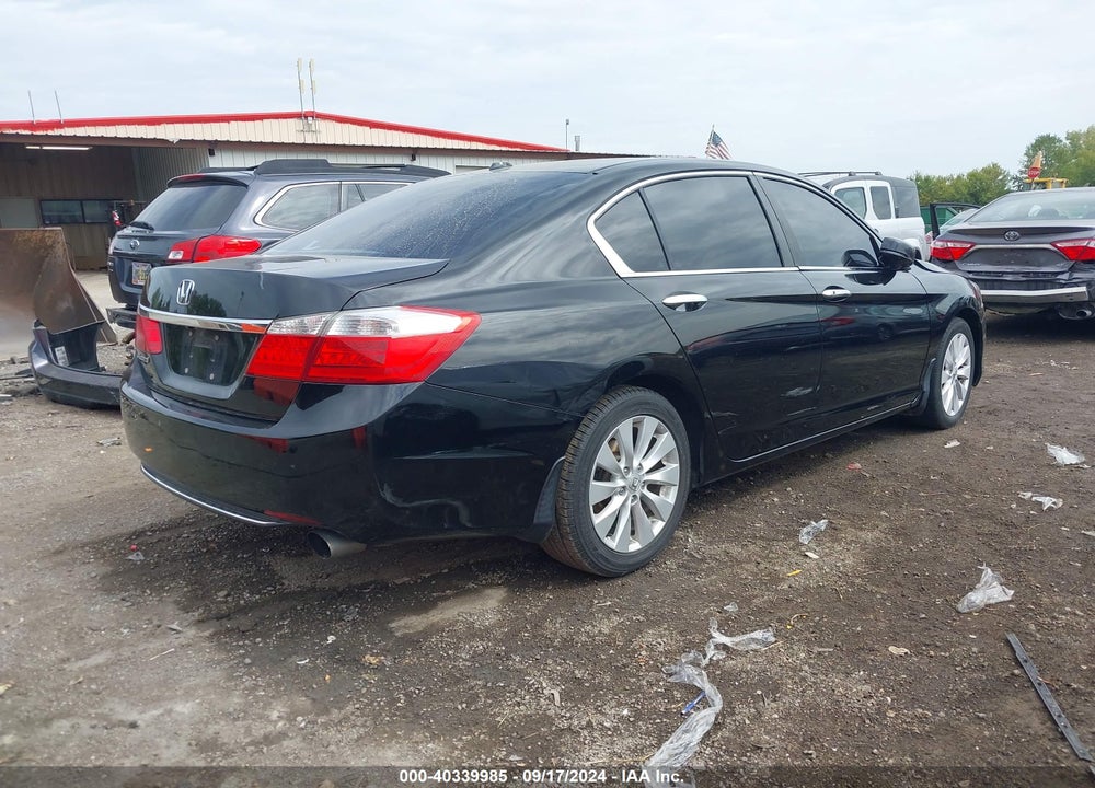2015 HONDA ACCORD EX-L VIN: 1HGCR2F81FA035713