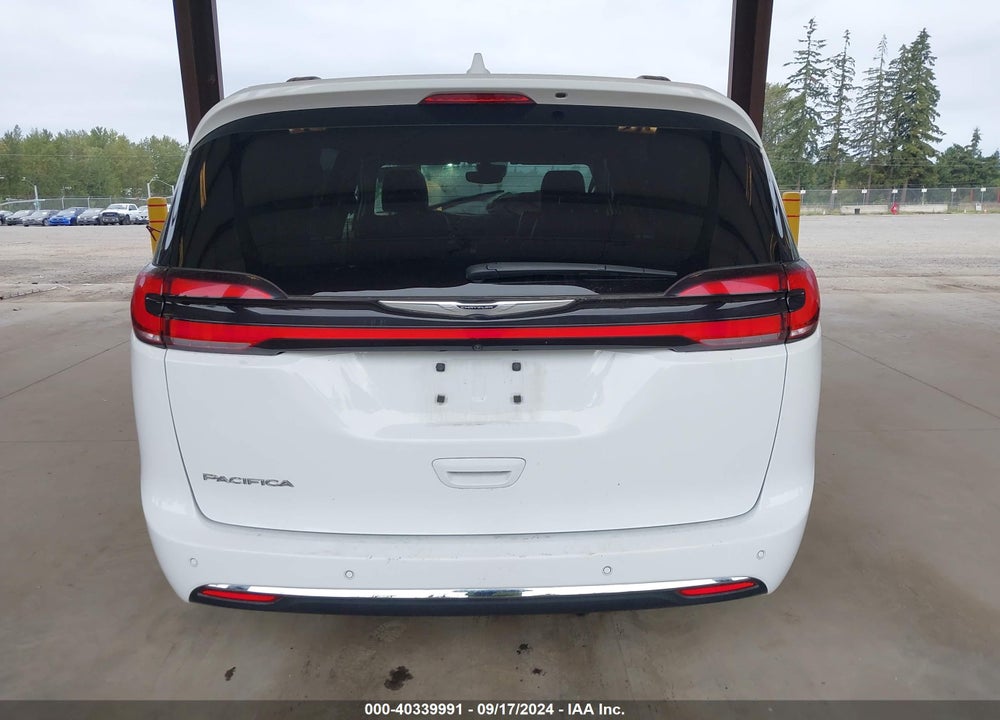 2022 CHRYSLER PACIFICA TOURING L VIN: 2C4RC1BG4NR146722