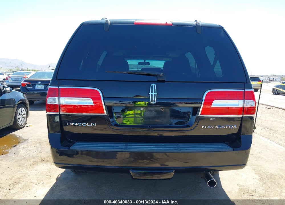 2008 LINCOLN NAVIGATOR VIN: 5LMFU27578LJ13524