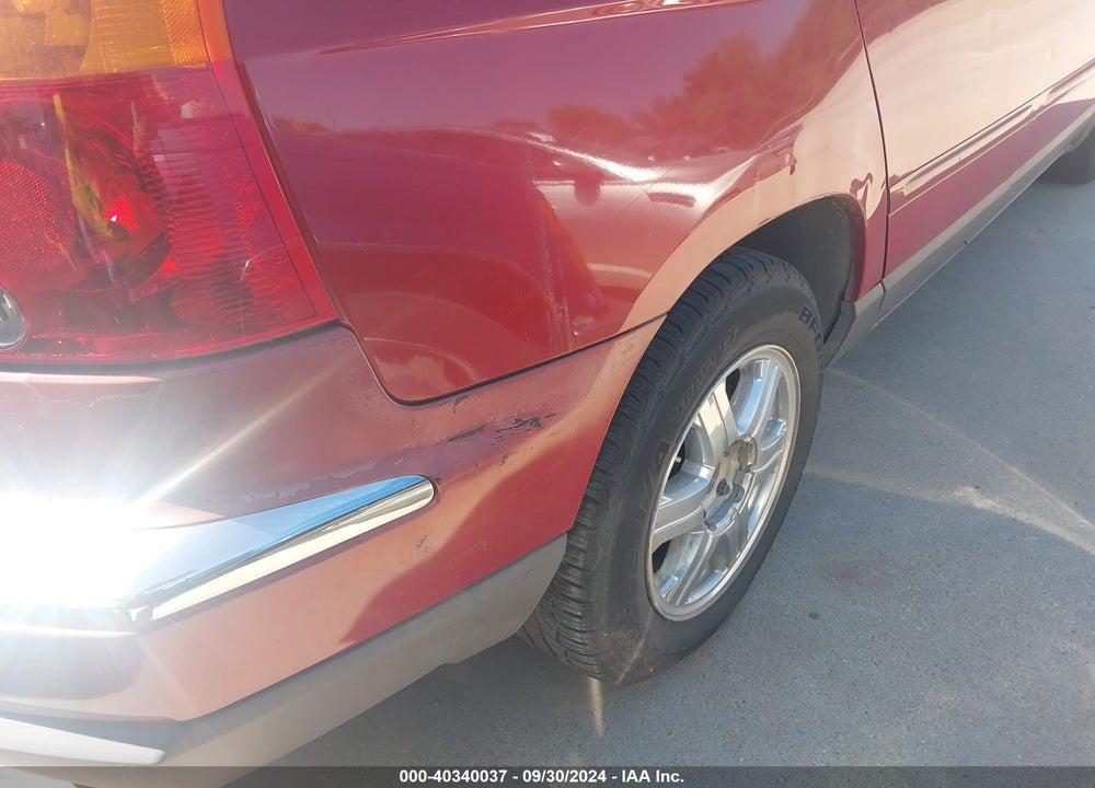 2005 CHRYSLER PACIFICA TOURING VIN: 2C4GM68465R424521