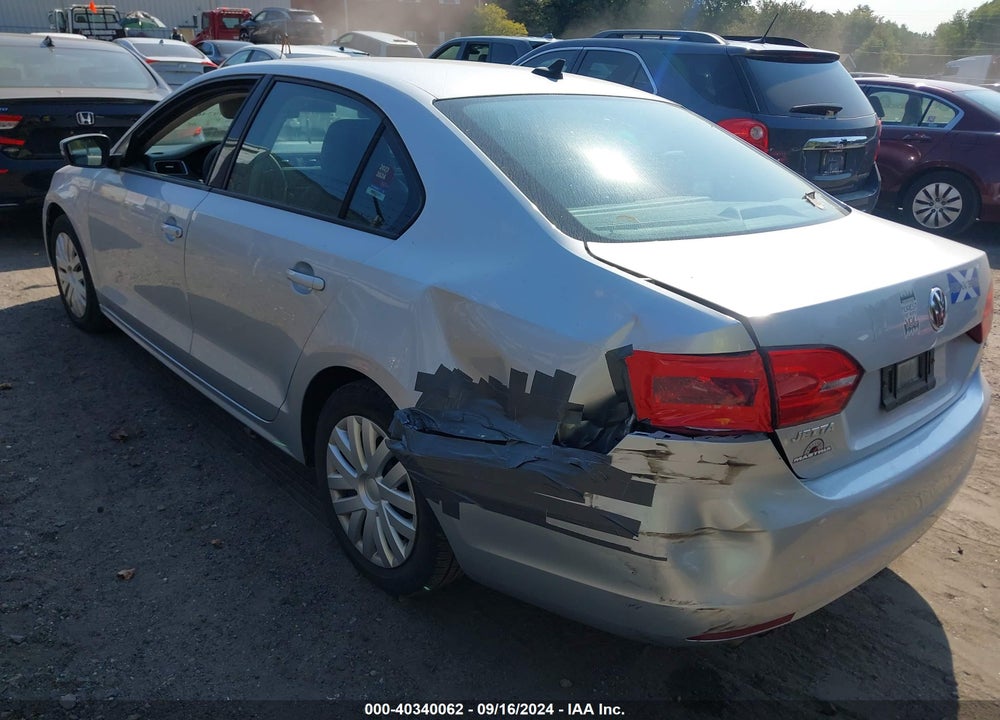 2014 VOLKSWAGEN JETTA 1.8T SE VIN: 3VWD17AJ4EM293496