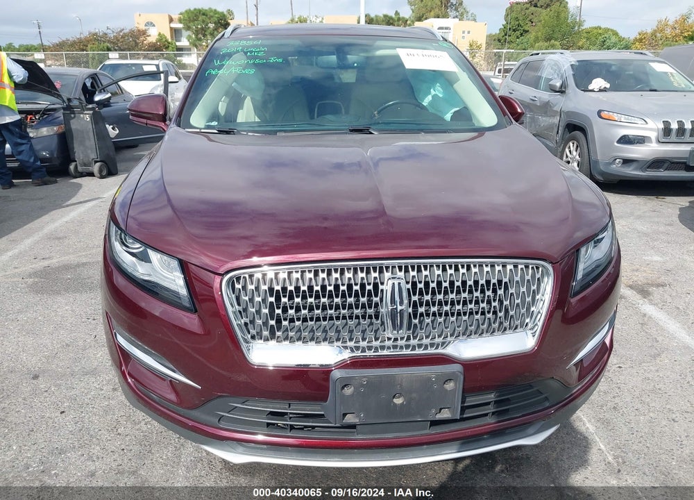 2019 LINCOLN MKC SELECT VIN: 5LMCJ2C96KUL17334