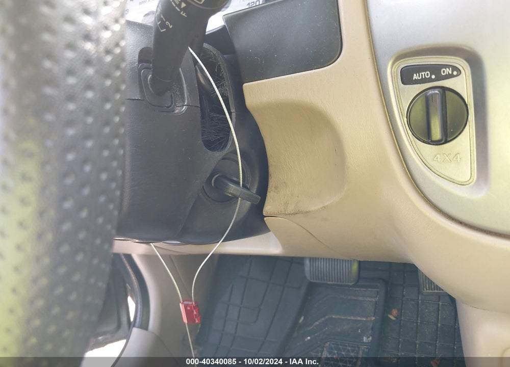 2004 FORD ESCAPE XLT VIN: 1FMYU93154KA71507