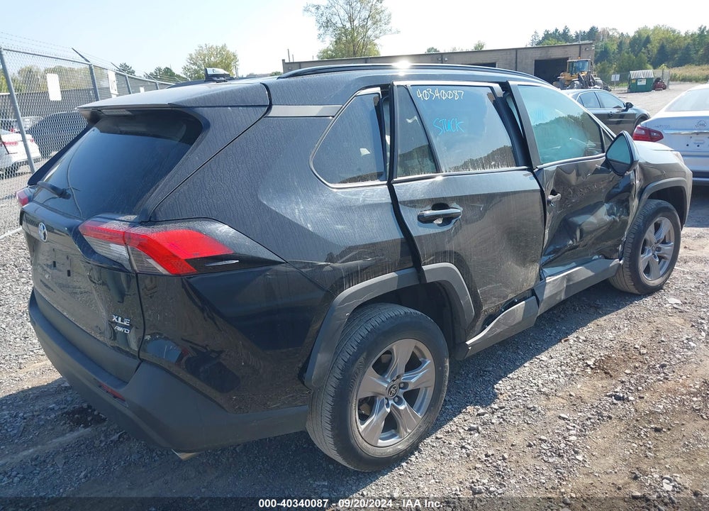 2022 TOYOTA RAV4 XLE VIN: 2T3P1RFV8NC313384