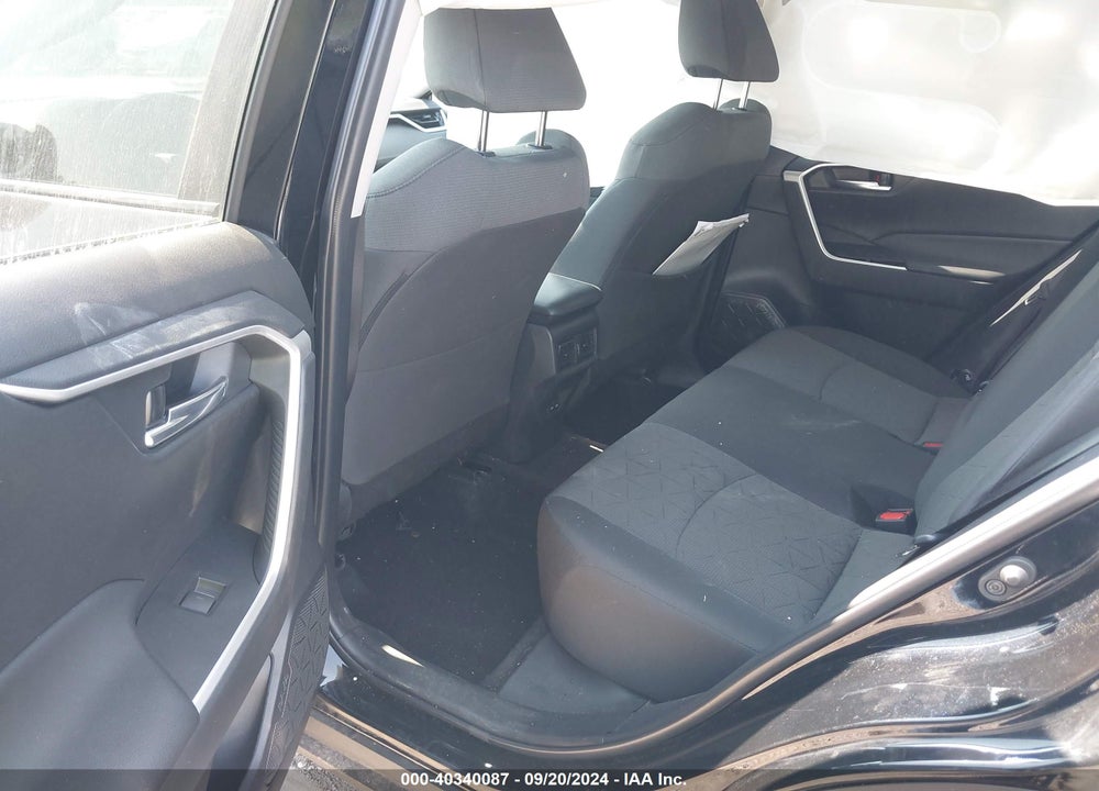 2022 TOYOTA RAV4 XLE VIN: 2T3P1RFV8NC313384