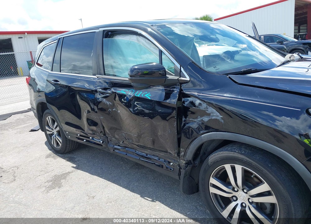 2018 HONDA PILOT EX-L VIN: 5FNYF5H55JB010637